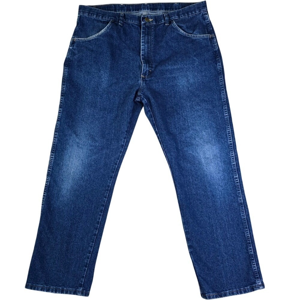Wrangler Mens Size 38x30 Blue Jeans Straight Leg Medium Wash Western Workwear